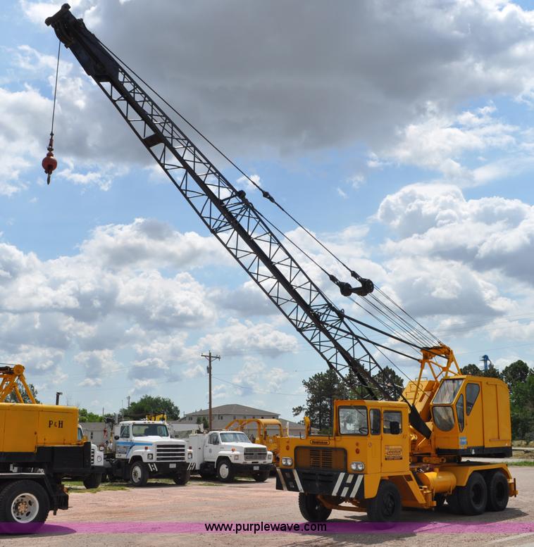image for item G6109 1959 Hendrickson truck with crane