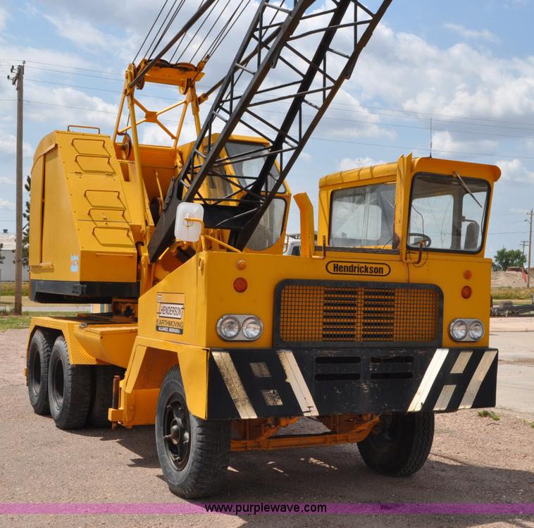 image for item G6109 1959 Hendrickson truck with crane