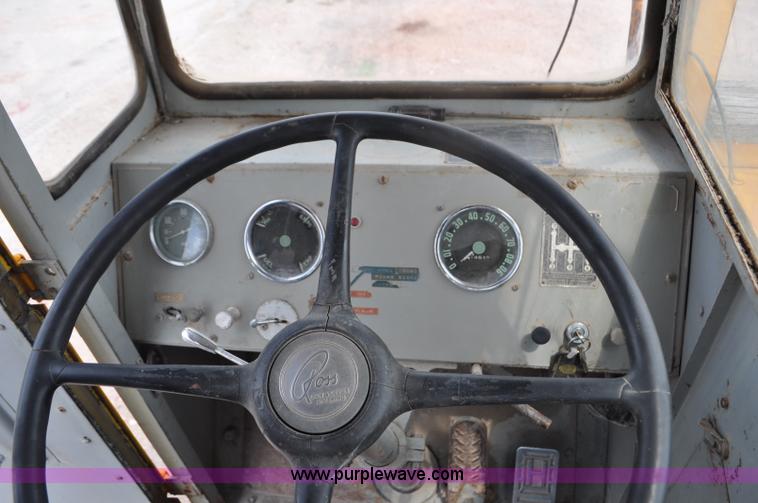 image for item G6109 1959 Hendrickson truck with crane