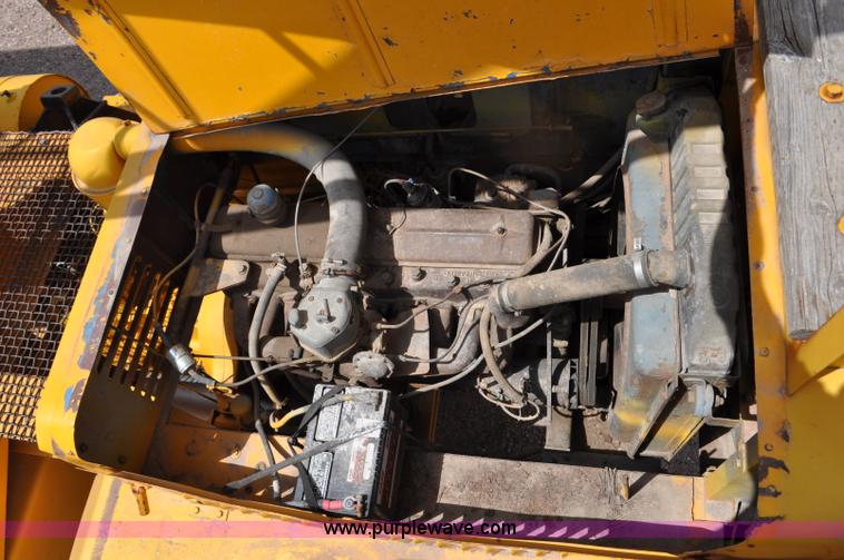 image for item G6109 1959 Hendrickson truck with crane