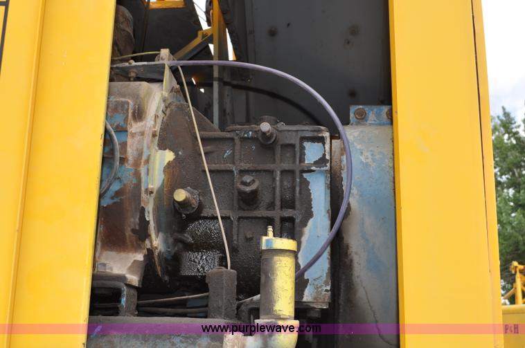 image for item G6109 1959 Hendrickson truck with crane