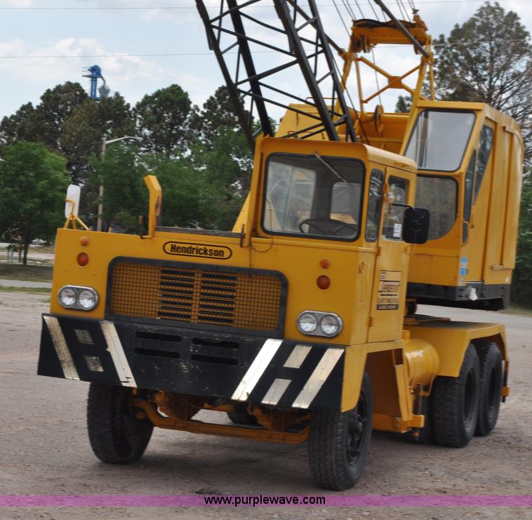 image for item G6109 1959 Hendrickson truck with crane