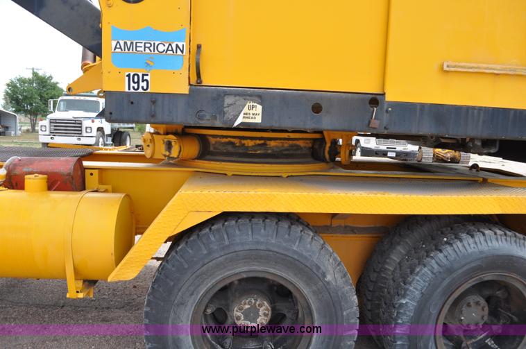 image for item G6109 1959 Hendrickson truck with crane