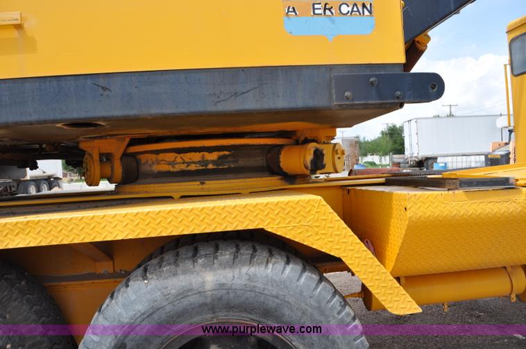 image for item G6109 1959 Hendrickson truck with crane