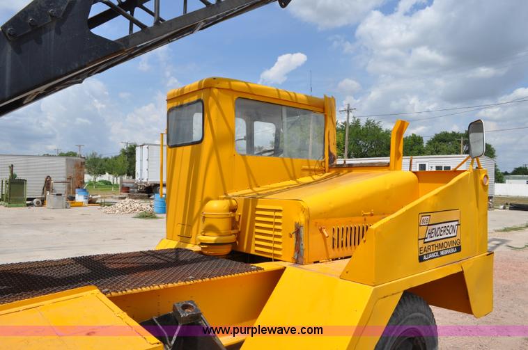 image for item G6109 1959 Hendrickson truck with crane