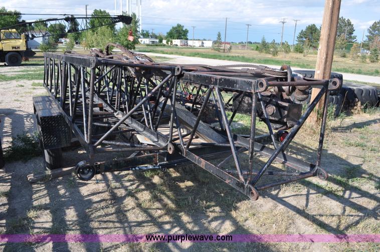 image for item G6109 1959 Hendrickson truck with crane