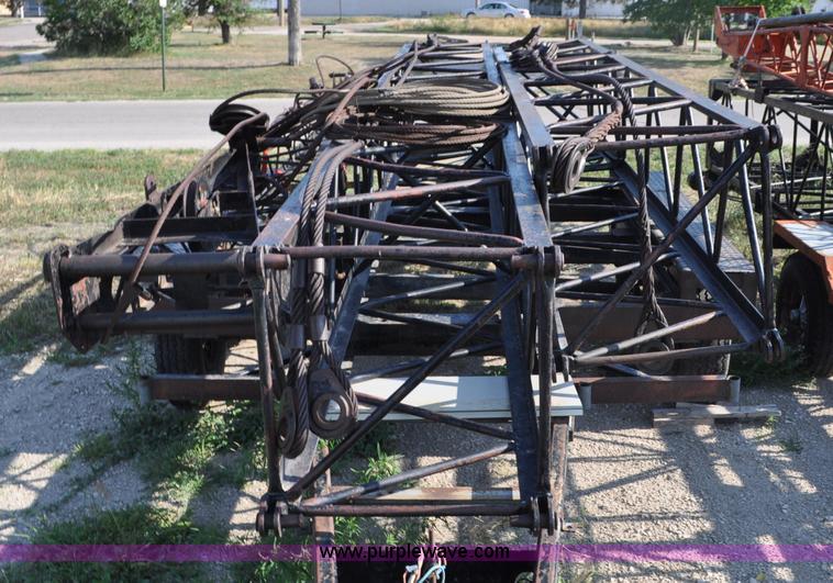 image for item G6109 1959 Hendrickson truck with crane