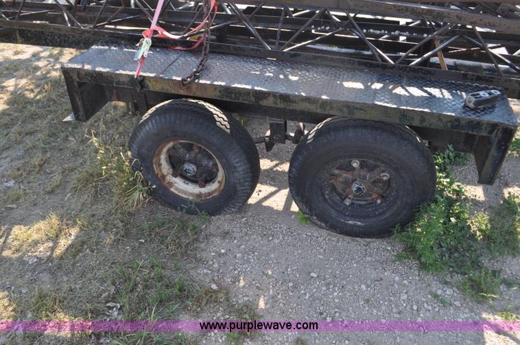 image for item G6109 1959 Hendrickson truck with crane