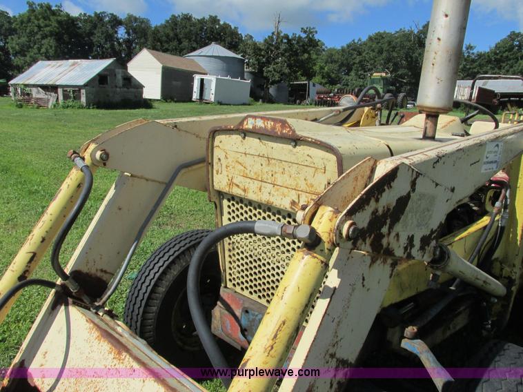 image for item G8574 Ford 450 tractor loader backhoe