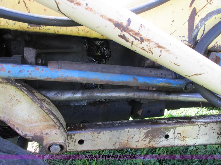 image for item G8574 Ford 450 tractor loader backhoe