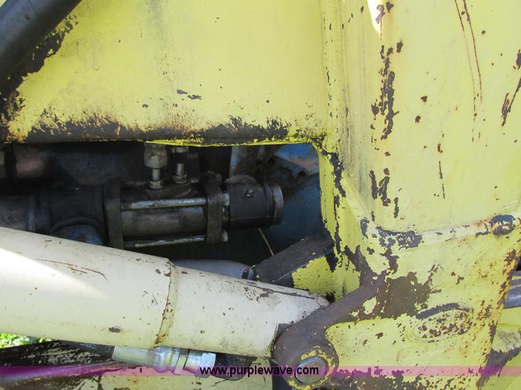 image for item G8574 Ford 450 tractor loader backhoe