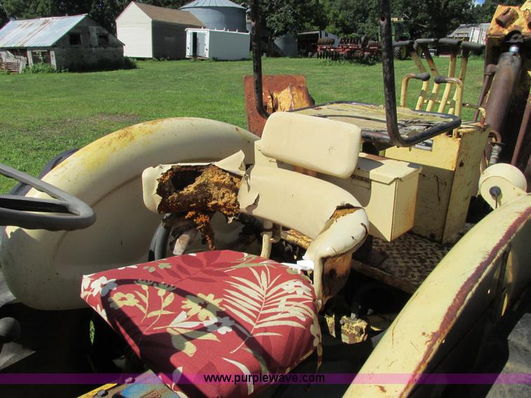 image for item G8574 Ford 450 tractor loader backhoe
