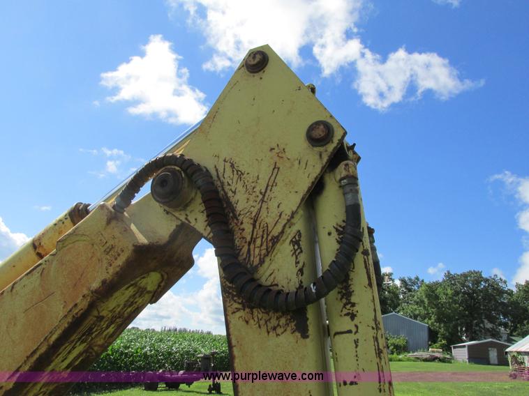 image for item G8574 Ford 450 tractor loader backhoe