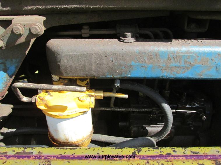 image for item G8574 Ford 450 tractor loader backhoe