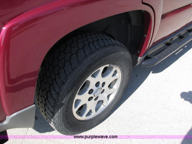 image for item G8581 2005 Chevrolet Tahoe Z71 SUV
