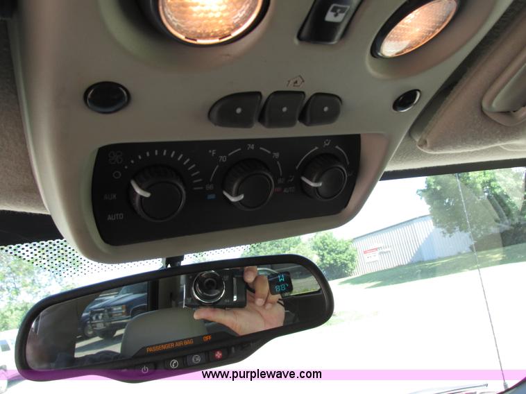 image for item G8581 2005 Chevrolet Tahoe Z71 SUV