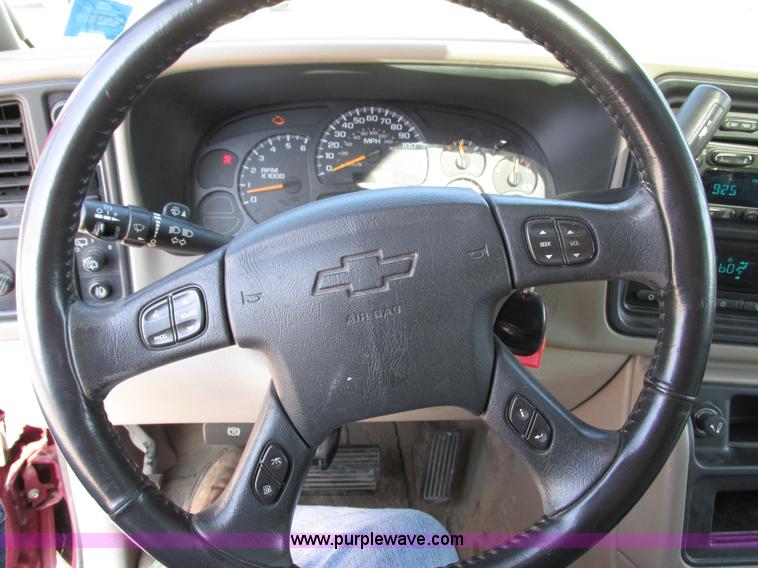 image for item G8581 2005 Chevrolet Tahoe Z71 SUV