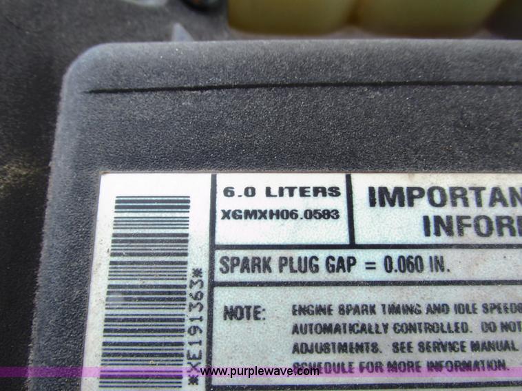 image for item G8582 1999 Chevrolet Silverado 2500 Ext. Cab pickup truck