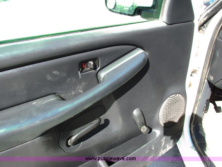 image for item G8582 1999 Chevrolet Silverado 2500 Ext. Cab pickup truck