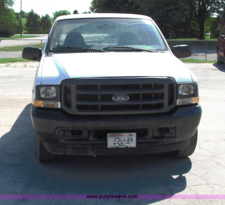 image for item G8583 2002 Ford F250 Super Duty SuperCab pickup truck