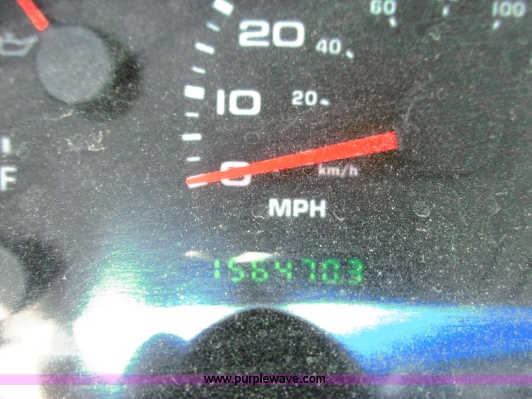 image for item G8583 2002 Ford F250 Super Duty SuperCab pickup truck