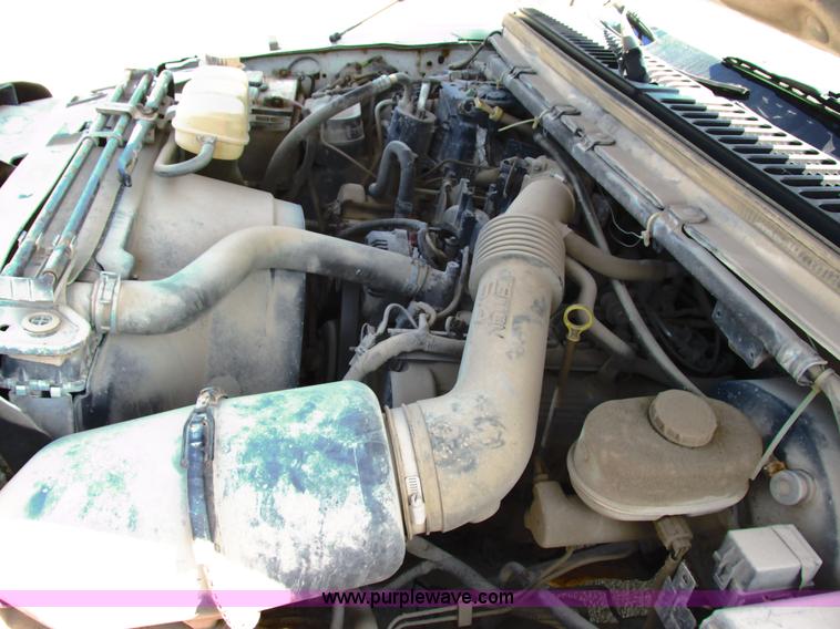 image for item G8585 2001 Ford F250 Super Duty SuperCab pickup truck