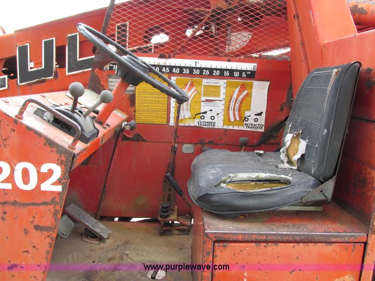 image for item G8587 1984 Lull 844 Highlander telehandler