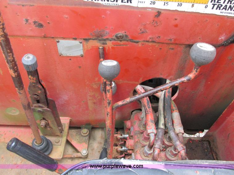 image for item G8587 1984 Lull 844 Highlander telehandler