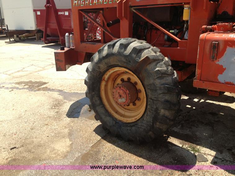 image for item G8587 1984 Lull 844 Highlander telehandler