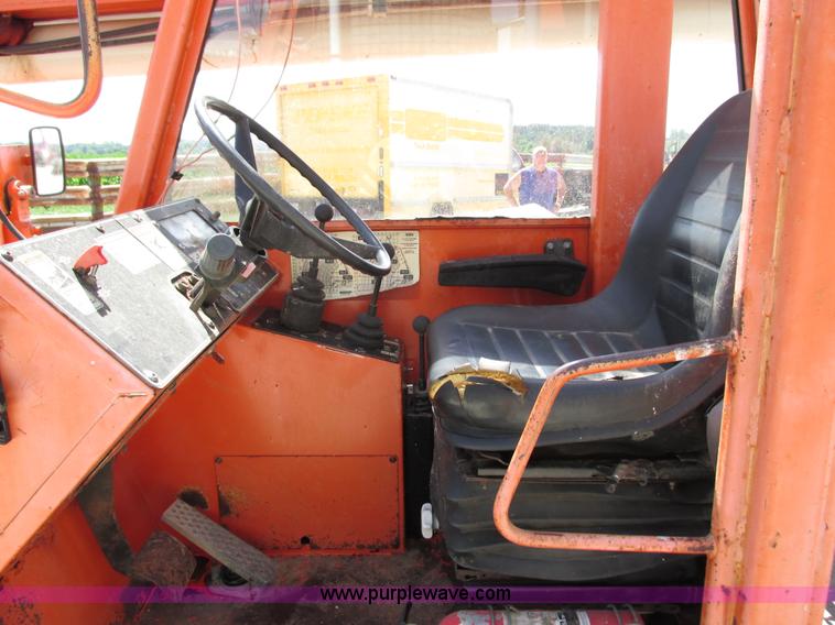 image for item G8588 2000 SkyTrak 10054 telehandler