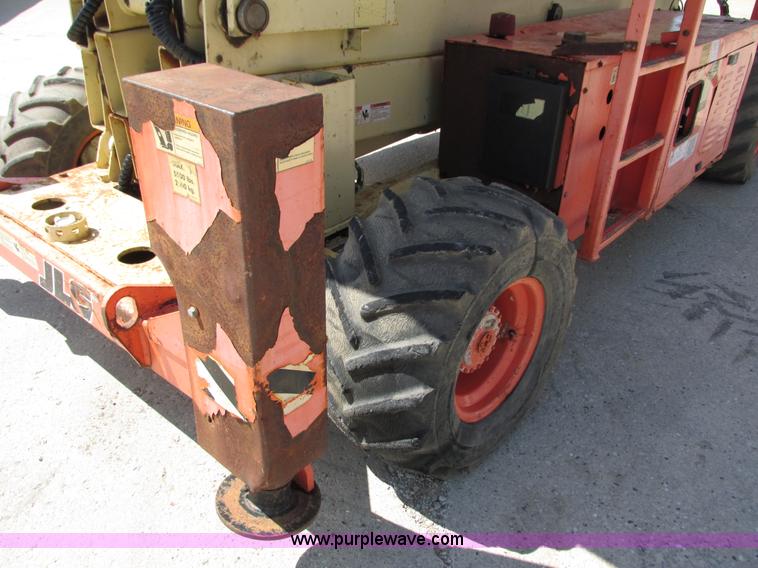 image for item G8589 2000 JLG 500RTS scissor lift