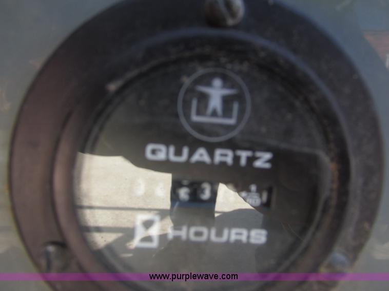 image for item G8589 2000 JLG 500RTS scissor lift