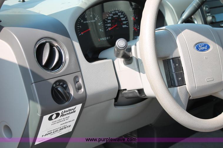 image for item I7938 2005 Ford F150 XLT SuperCab pickup truck