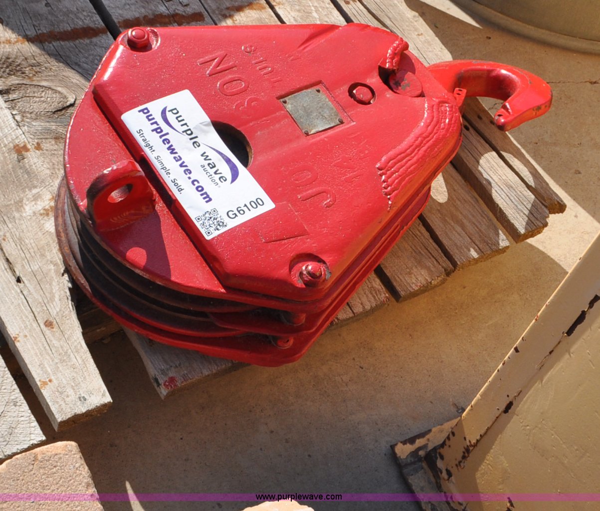 Johnson sheave block and hook in Alliance , NE Item G6100 sold