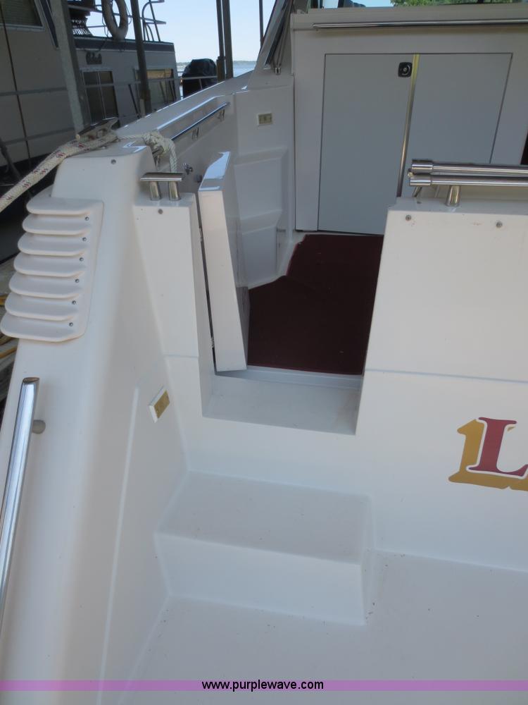 image for item D5958 1993 Wellcraft Portofino 43' yacht