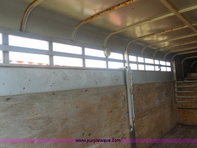 image for item E7596 1992 Diamond D stock trailer