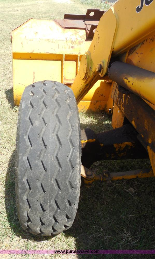 image for item E7598 1984 John Deere 510 Turbo backhoe loader