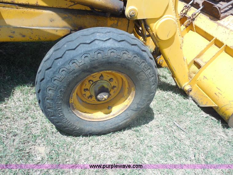 image for item E7598 1984 John Deere 510 Turbo backhoe loader