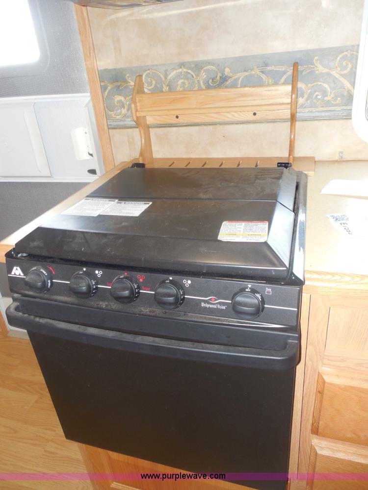 image for item E7600 2004 Everest Camp 37' fifth wheel camper