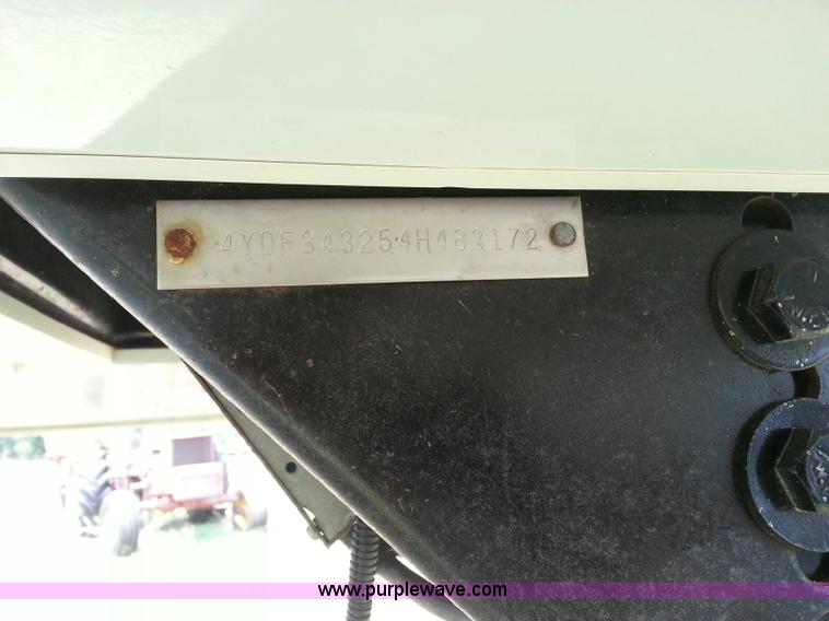 image for item E7600 2004 Everest Camp 37' fifth wheel camper