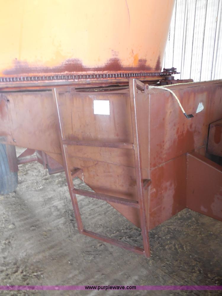 image for item E7602 RotoGrind tub grinder