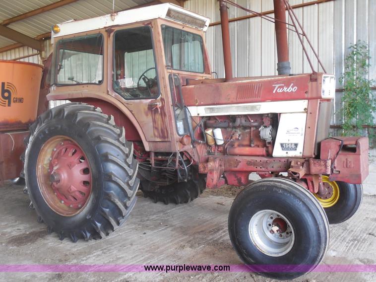 image for item E7603 International 1566 Farmall tractor