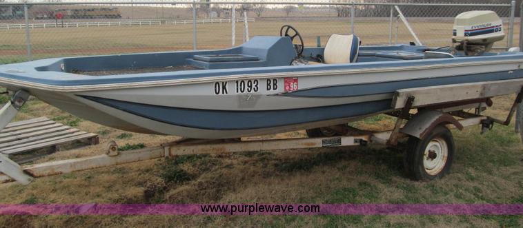 image for item F3124 1978 Skeeter boat