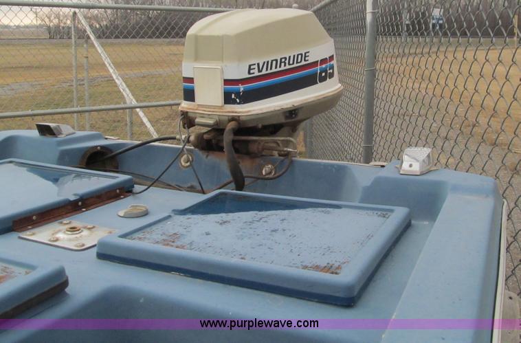 image for item F3124 1978 Skeeter boat