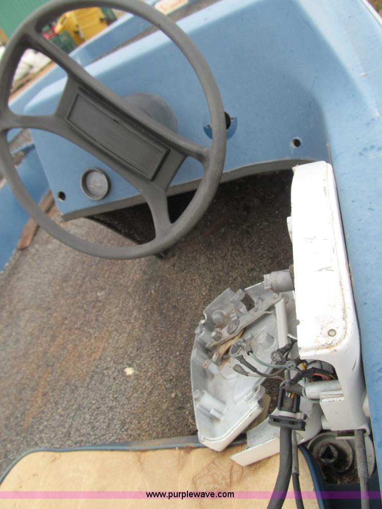 image for item F3124 1978 Skeeter boat