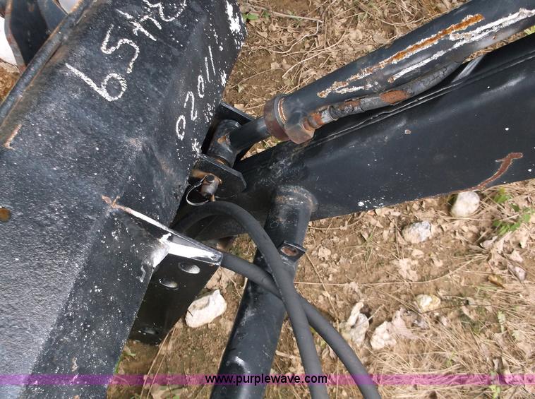 image for item F3232 Great Bend loader