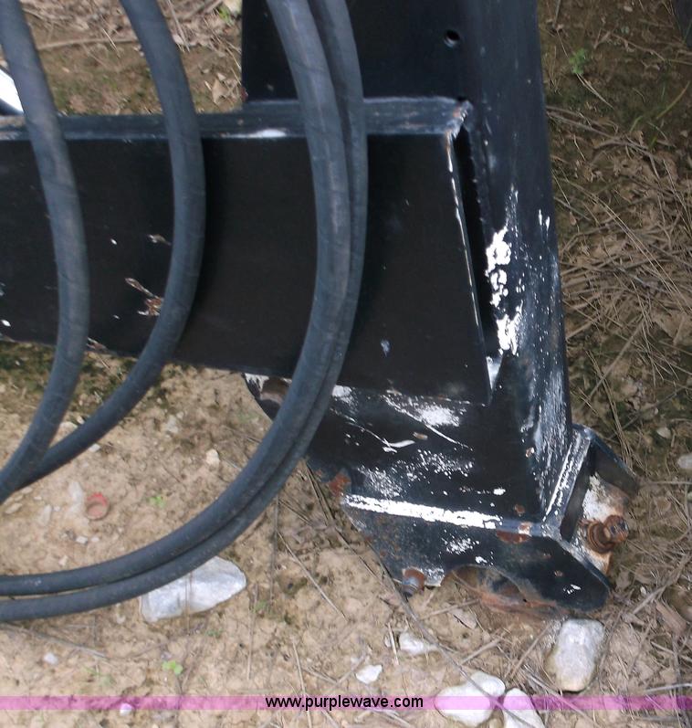 image for item F3232 Great Bend loader