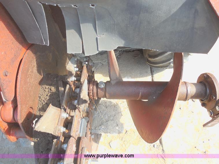 image for item F3236 Ditch Witch 3700DD ride on trencher
