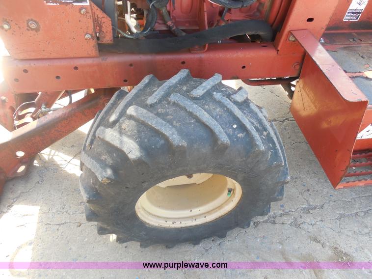 image for item F3236 Ditch Witch 3700DD ride on trencher