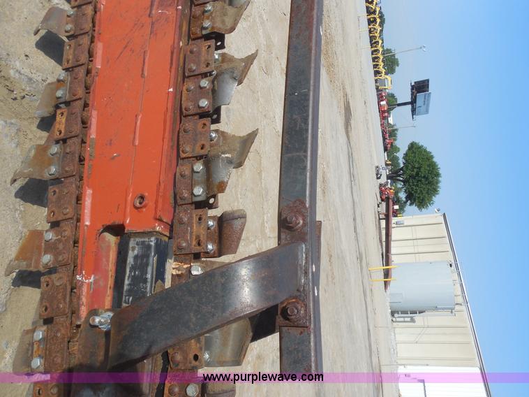 image for item F3236 Ditch Witch 3700DD ride on trencher